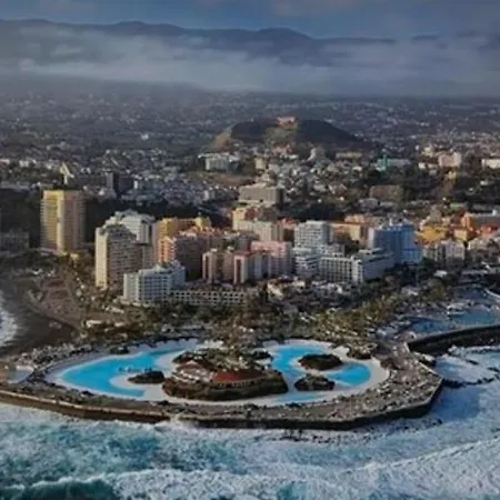 아파트 Vulcano Paradise
